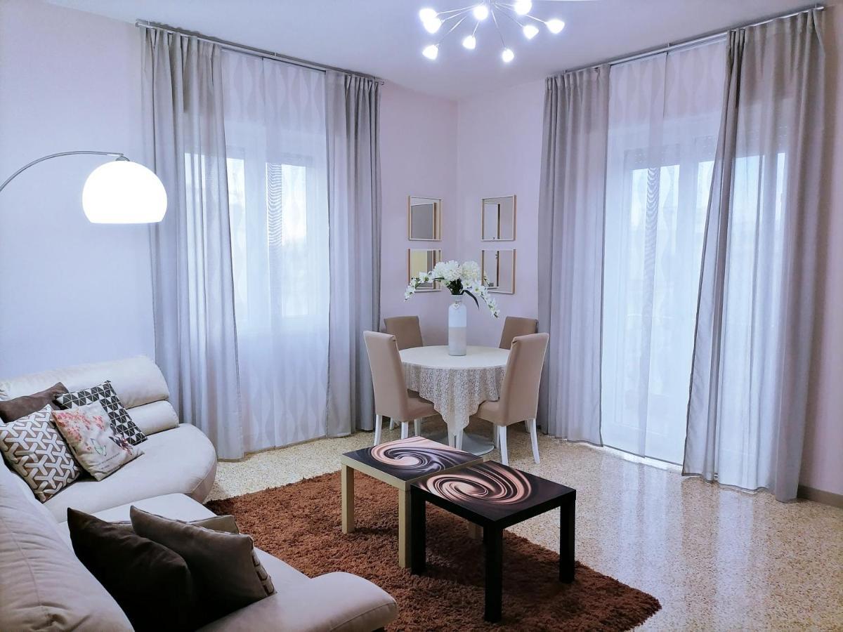 La Casa Di Giulia Apartment Касерта Екстериор снимка